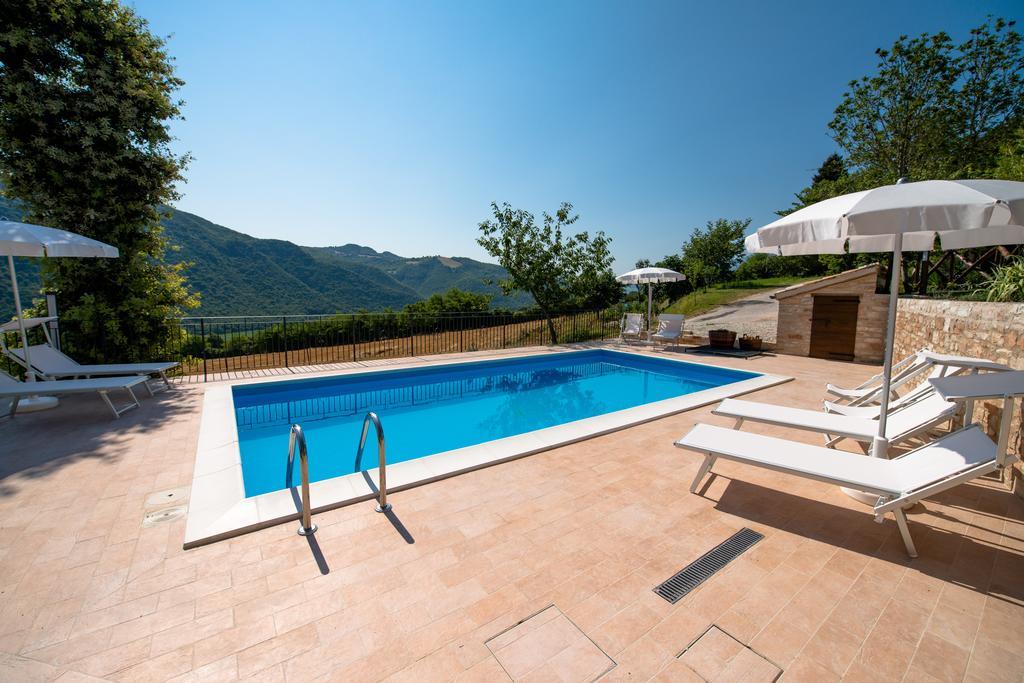 Casetta In Pietra Acqualagna Szoba fotó